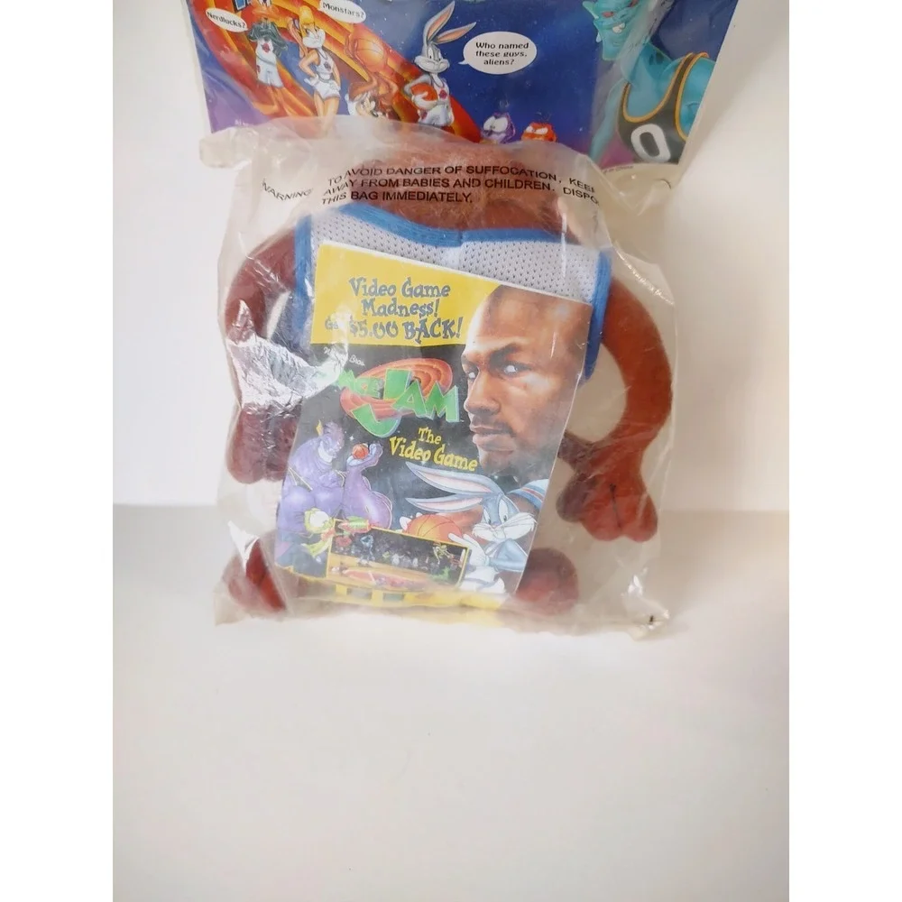 Vintage Mcdonalds Space Jam Taz plush unopened 8